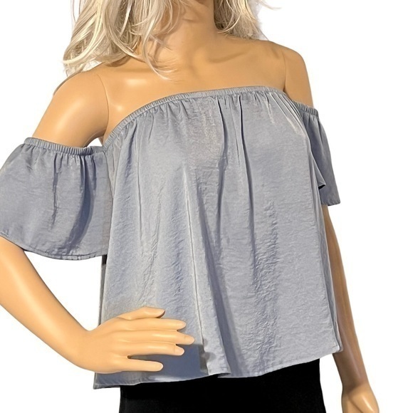 American Eagle Light Blue Small Top 🦅 - Picture 6 of 6